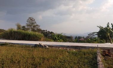 Legalitas Aman, Investasi Tenang! Tanah Bersertifikat Hak Milik (SHM).