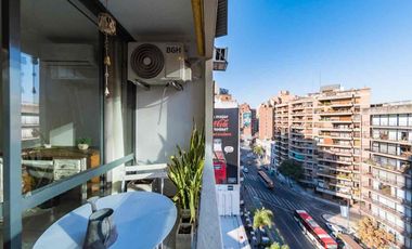 Se alquila espectacular dpto amoblado en Nueva Córdoba