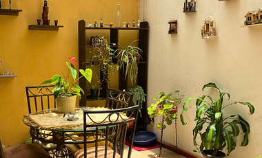 En Venta Casa Rentera, Sector: Camino A las Pencas, Cuenca.