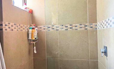 En Venta Casa Rentera, Sector: Camino A las Pencas, Cuenca.