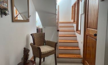 🏠SE VENDE CASA EN PASAJE DOLORES.