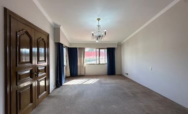 RESIDENCIA EN RENTA EN COLONIA CIPRES TOLUCA