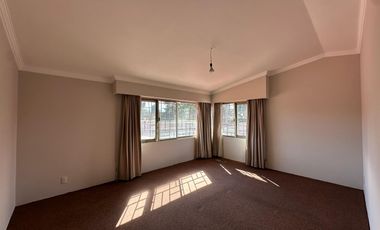 RESIDENCIA EN RENTA EN COLONIA CIPRES TOLUCA