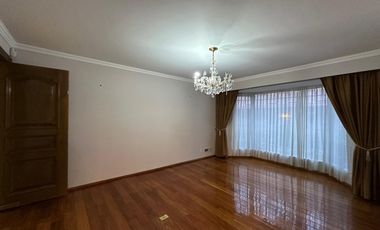 RESIDENCIA EN RENTA EN COLONIA CIPRES TOLUCA