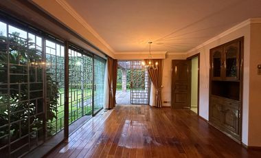 RESIDENCIA EN RENTA EN COLONIA CIPRES TOLUCA