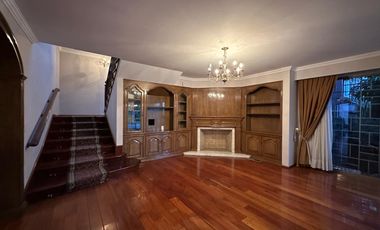 RESIDENCIA EN RENTA EN COLONIA CIPRES TOLUCA