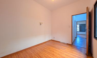 VENTA CASA 3 DORMITORIOS-QUINCHO-COCHERA