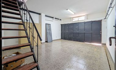 VENTA CASA 3 DORMITORIOS-QUINCHO-COCHERA