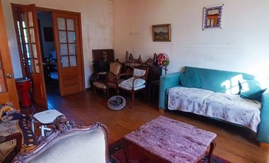 Vendo Casa de 6 dormitorios en Ñuñoa