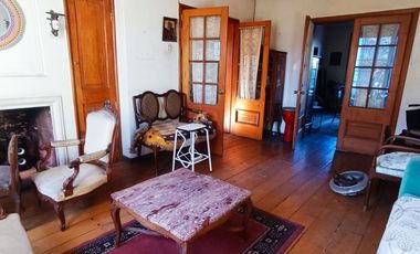 Vendo Casa de 6 dormitorios en Ñuñoa