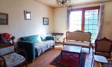 Vendo Casa de 6 dormitorios en Ñuñoa