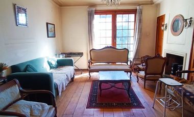 Vendo Casa de 6 dormitorios en Ñuñoa