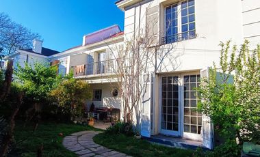 Vendo Casa de 6 dormitorios en Ñuñoa