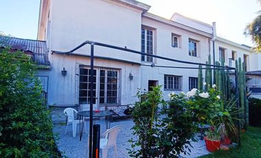 Vendo Casa de 6 dormitorios en Ñuñoa