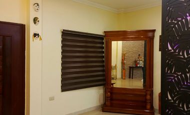 CASA DE VENTA EN URBANIZACION VILLA ESPAÑA, ETAPA SEVILLA, GUAYAQUIL ECUADOR