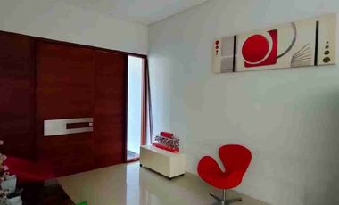 Sewa Fully Furnished Rumah Batununggal Indah