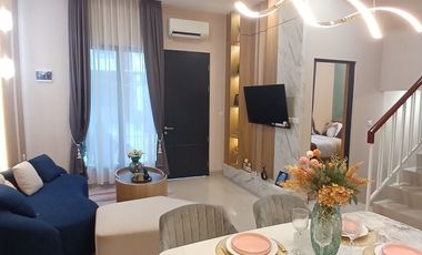 Sederhanakan Hidup Anda! Satu Rumah 2 Lantai (4 Kamar) Solusi Akses Bandara, Tol, & Sekolah. Cek Harga Rp 998 Juta.