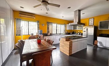 FOR SALE: 5-Bedroom Single-Family House in Plainview, Mandaluyong City