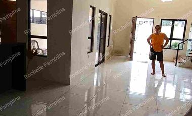 Mandaluyong Single Attached House and Lot  For Sale, 26M