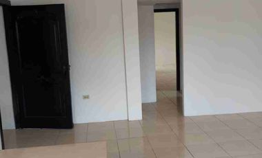 ALQUILO DEPARTAMENTO GRANDE  DE 2 DORMITORIOS EN  SAUCES 5 FRENTE A GUAYACANES.