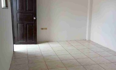 ALQUILO DEPARTAMENTO GRANDE  DE 2 DORMITORIOS EN  SAUCES 5 FRENTE A GUAYACANES.