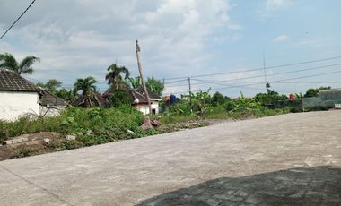 Kost Eksklusif 2 Lantai Jl.Kaliurang KM.8 Jogja  9 KT 9 KM Dalam 2 Kilomer Ke Kampus UII