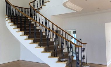 Penthouse unit for Rent at Pacific Plaza Towers in BGC, Taguig City