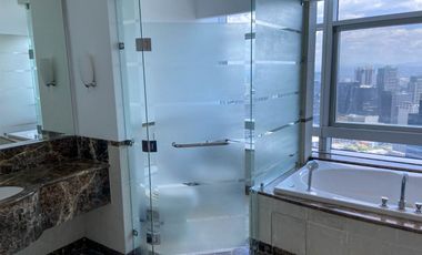 Penthouse unit for Rent at Pacific Plaza Towers in BGC, Taguig City