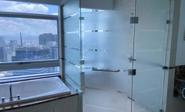 Penthouse unit for Rent at Pacific Plaza Towers in BGC, Taguig City