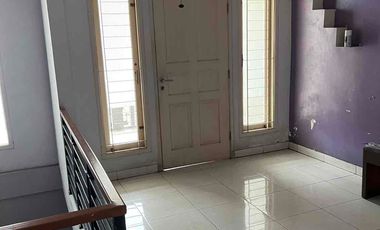 Disewakan Rumah Besar