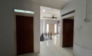 Disewakan Rumah Besar