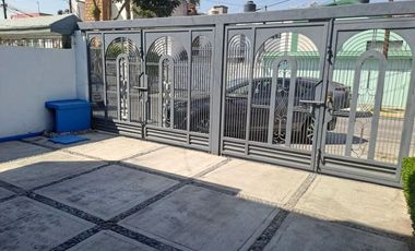 Linda casa en venta en Valle Dorado