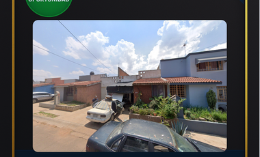 Casa en venta en Caoba 129, 47184 Fraccionamiento Tierra Roja, Jal.AHH