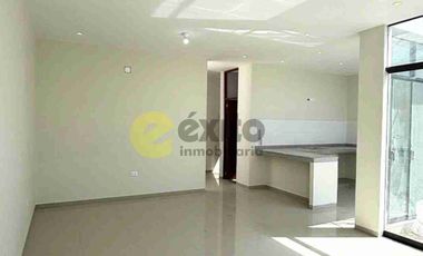 VENDO CASA DE UN PISO EN ALAMEDA DE MIRAFLORES COUNTRY CLUB, CASTILLA