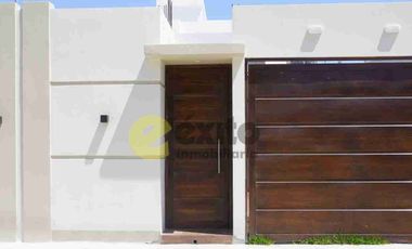 VENDO CASA DE UN PISO EN ALAMEDA DE MIRAFLORES COUNTRY CLUB, CASTILLA