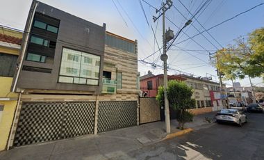 CASA EN VENTA EN MOCTEZUMA 2A SECCION
