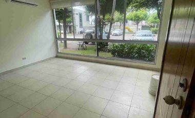 DEPARTAMENTO PLANTA BAJA SIN AMOBLAR DE ALQUILER EN EL KM 5 VÍA SAMBORONDÓN - URBANIZACIÓN BELLAGIO