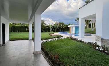 Hermosa Casa Campestre En Alquiler