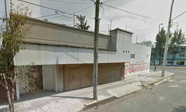 CASA EN VENTA A 100 METROS DEL AEROPUERTO INTERNACIONAL CDMX T1