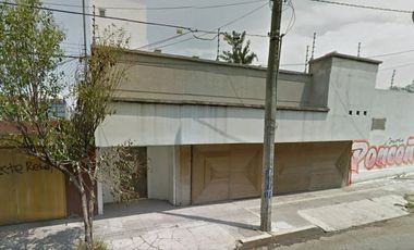 CASA EN VENTA A 100 METROS DEL AEROPUERTO INTERNACIONAL CDMX T1