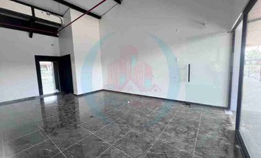 ALQUILO LOCAL COMERCIAL