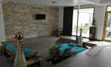 ¡¡OPORTUNIDAD UNICA, EDIFICO CON ALMACEN, MAS CASA HABITACION CON JARDIN, ALBERCA Y PATIO, ¡¡¡EN VENTA DE REMATE BANCARIO!!! (YA CON ADJUDICACION)