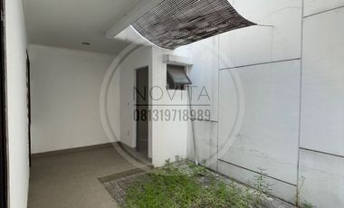 Dijual Rumah 3 BR + 1 Hadap Utara di Green Lake City Cluster Asia  - 2 Lantai, Unfurnished