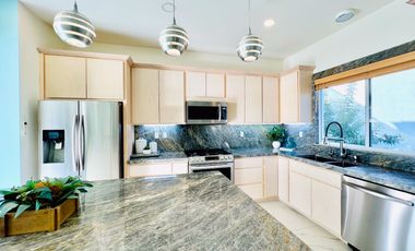 Modern style home with an elevator and stunning ocean view in Playas de Rosarito