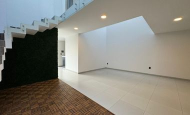 CASA EN RENTA O VENTA EN LOMAS DEL SUR