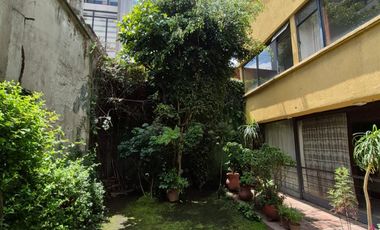 Casa en venta en Narvarte Oriente, a 70 metros de Av. Universidad