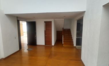 Casa en venta en Chapultepec Norte, coto privado de 7 Casas a una cuadra de Avenida Acueducto en Morelia, Michoacán.