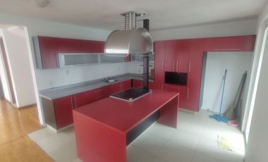 Casa en venta en Chapultepec Norte, coto privado de 7 Casas a una cuadra de Avenida Acueducto en Morelia, Michoacán.