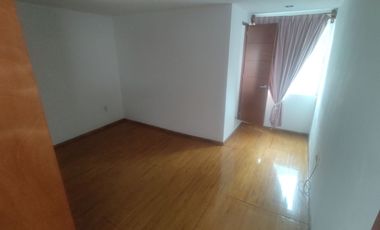 Casa en venta en Chapultepec Norte, coto privado de 7 Casas a una cuadra de Avenida Acueducto en Morelia, Michoacán.