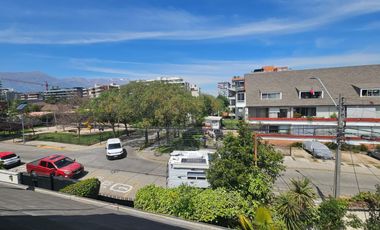 Vitacura- amplia casa sector sport frances y club de polo